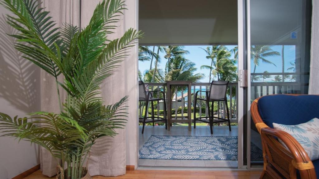 Molokai Island Retreat With Beautiful Ocean Views And Pool - Newly Remodeled! Apartment Ualapue ภายนอก รูปภาพ
