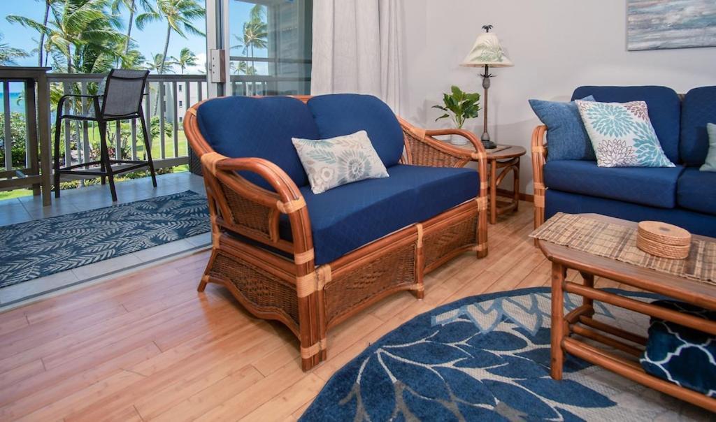 Molokai Island Retreat With Beautiful Ocean Views And Pool - Newly Remodeled! Apartment Ualapue ภายนอก รูปภาพ